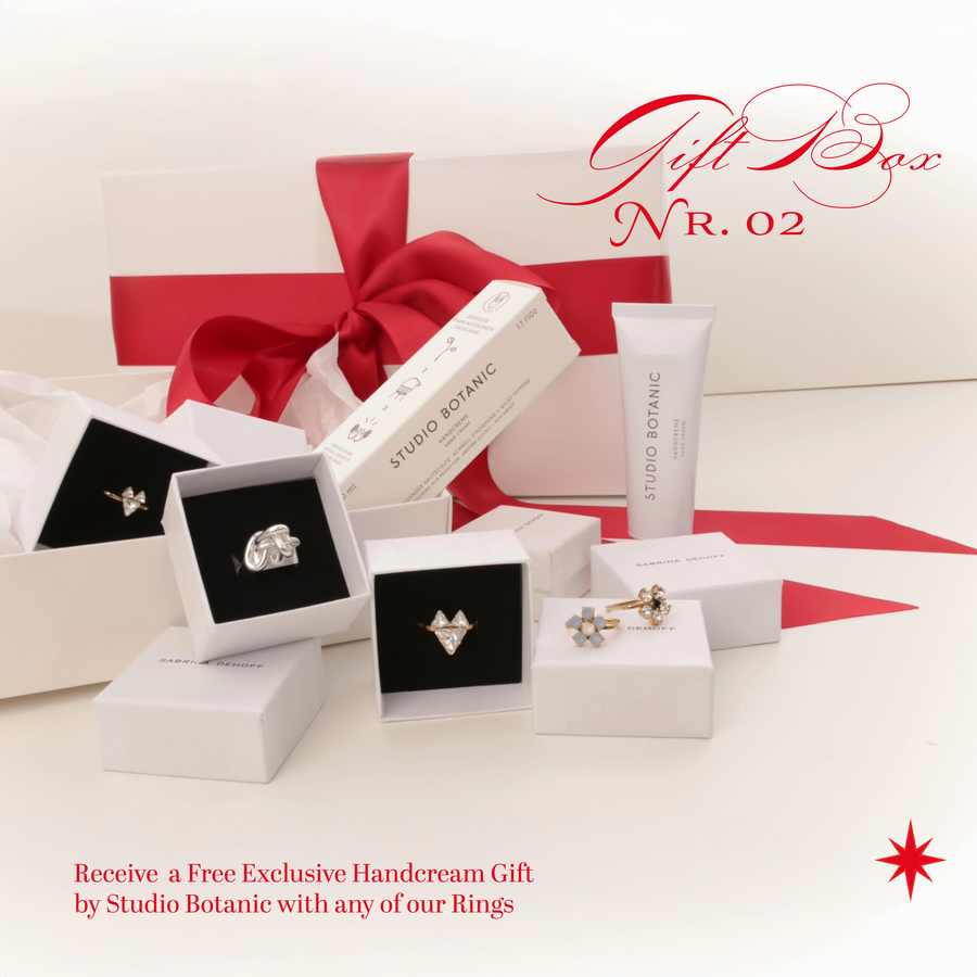 Gift box no. 2: Hands & Hearts Set